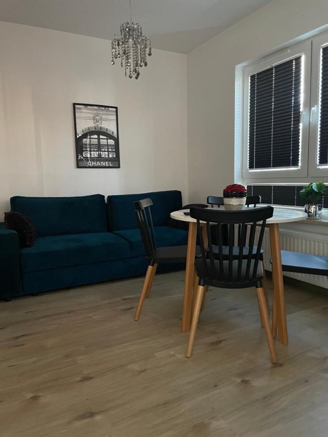 Apartment New Chanel Apartament Pkp Pks Deptak-garaz Podziemny -zameldowanie Bez Kontaktowe -