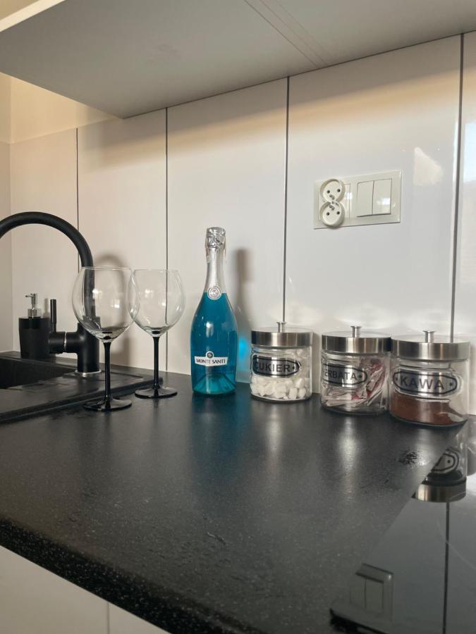 New Chanel Apartament Pkp Pks Deptak-garaz Podziemny -zameldowanie Bez Kontaktowe - Apartment